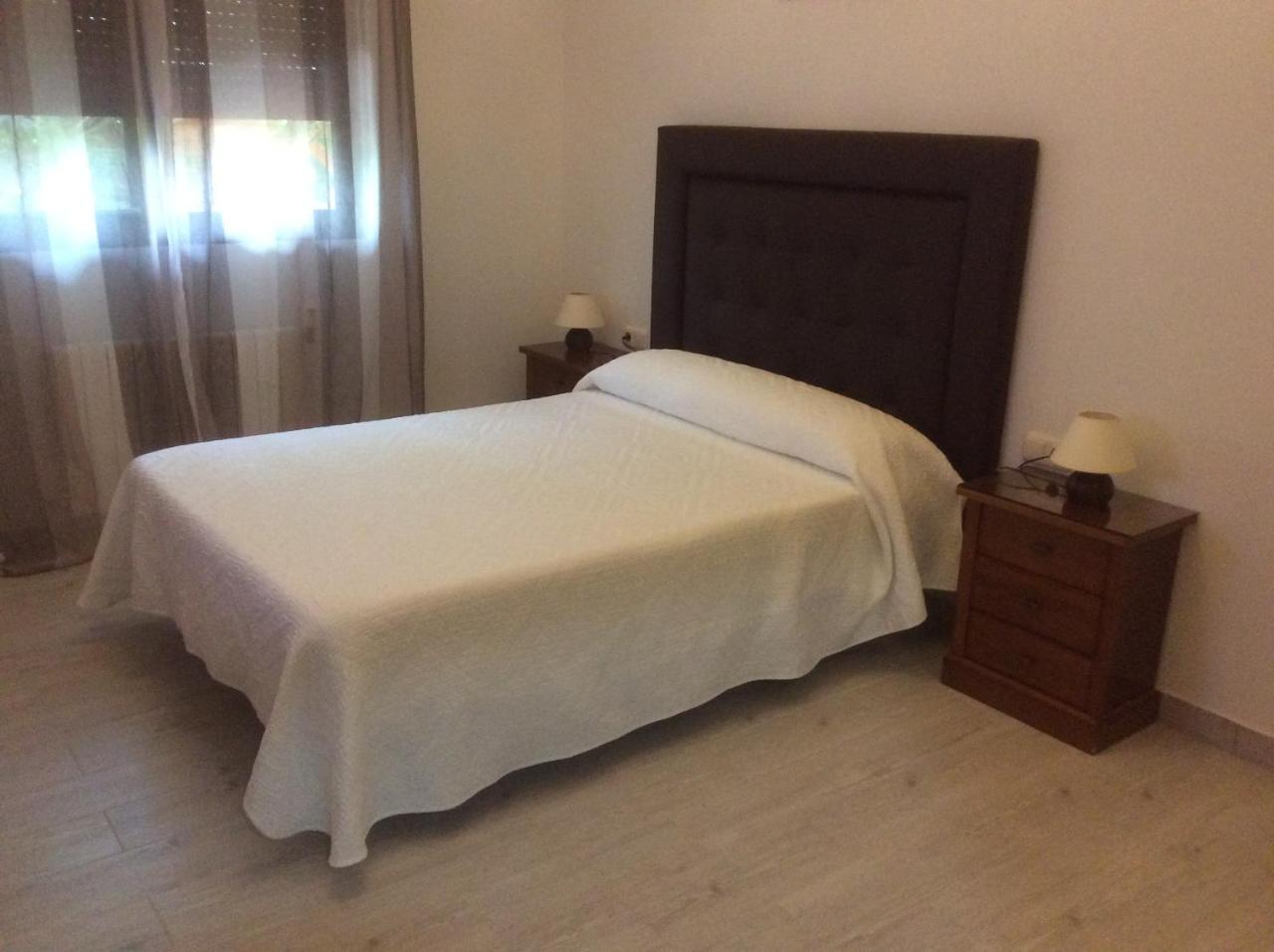 Hostal Mont Royal 阿利坎特 外观 照片