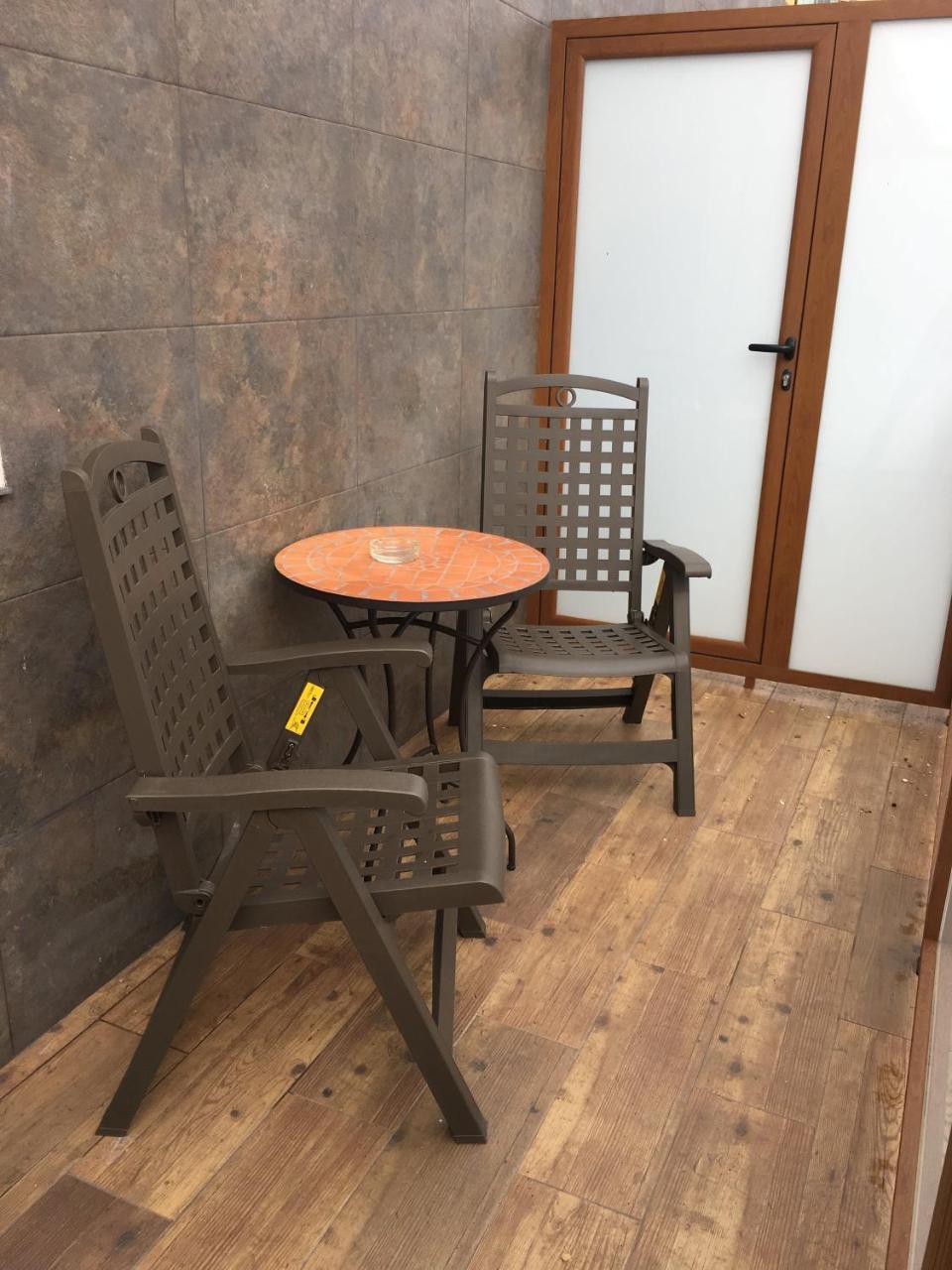 Hostal Mont Royal 阿利坎特 外观 照片